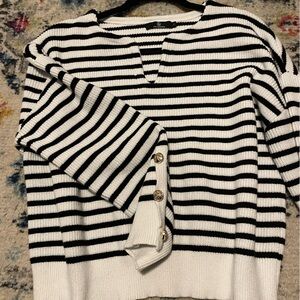 Black and white stripe sweater